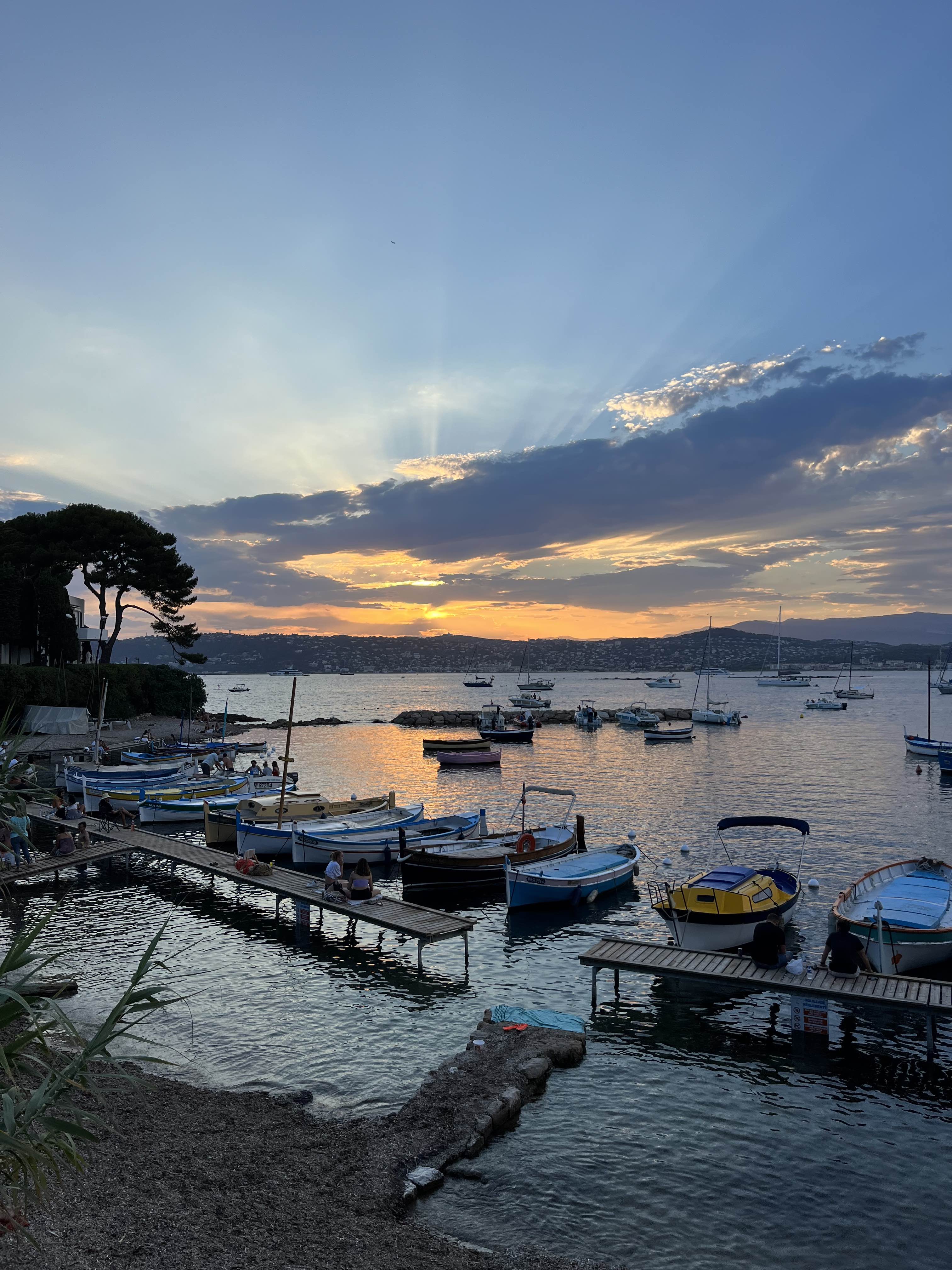 Seaside sunset views in Antibes